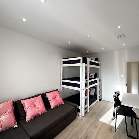 Flat A Stay In Earlsfield London Exteriör bild