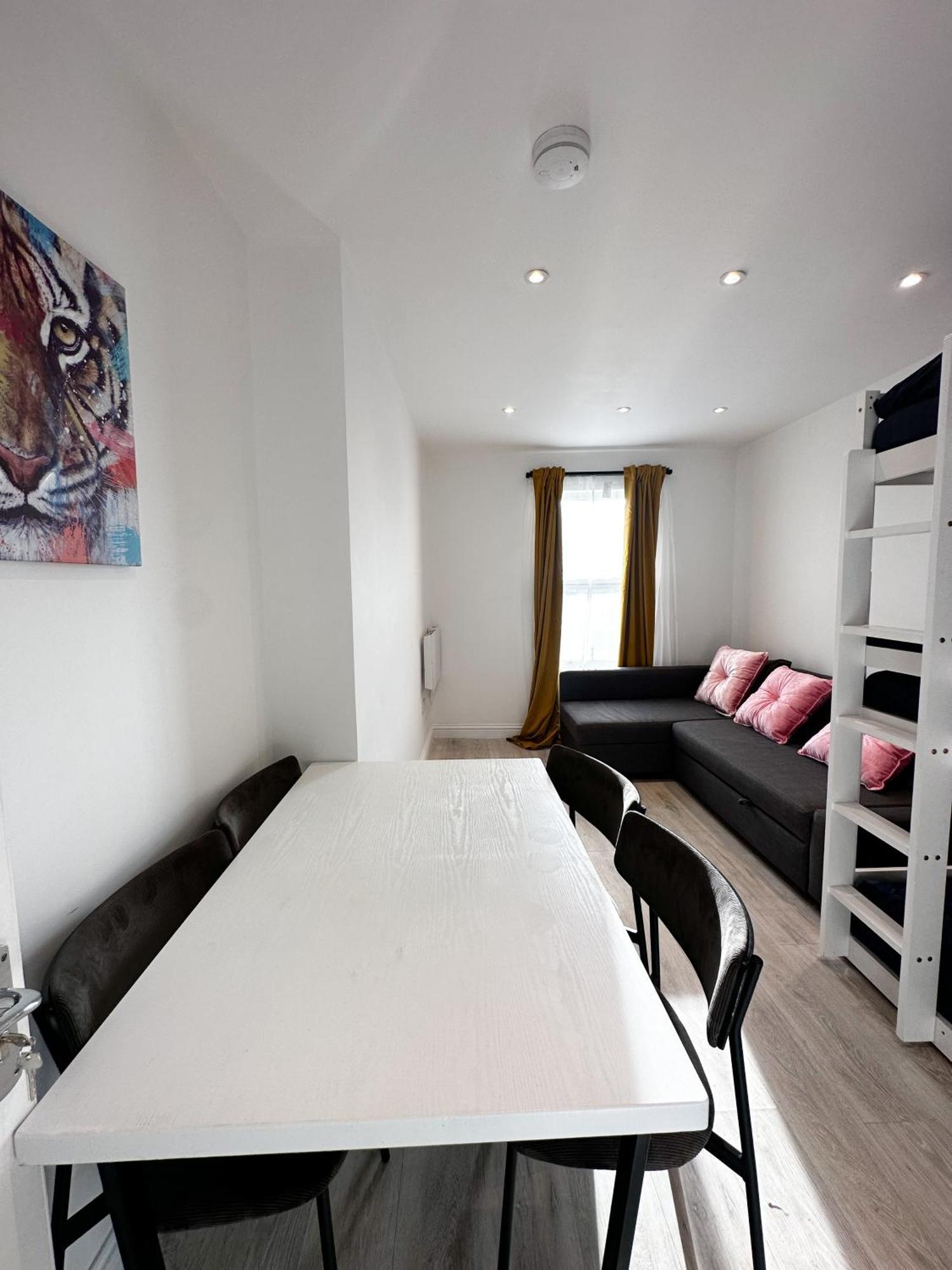Flat A Stay In Earlsfield London Exteriör bild